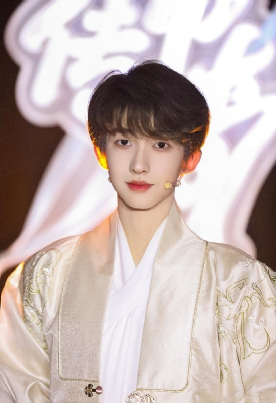 月影韶华呀的第一张照片--广州红颜知己交友网