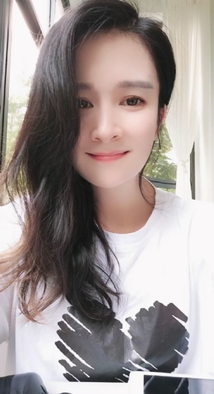 晨曦的第一张照片--广州红颜知己交友网