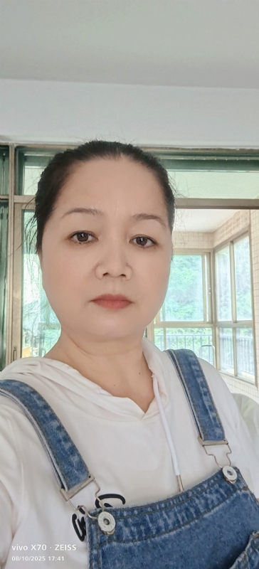 小巧玲珑的第一张照片--广州红颜知己交友网